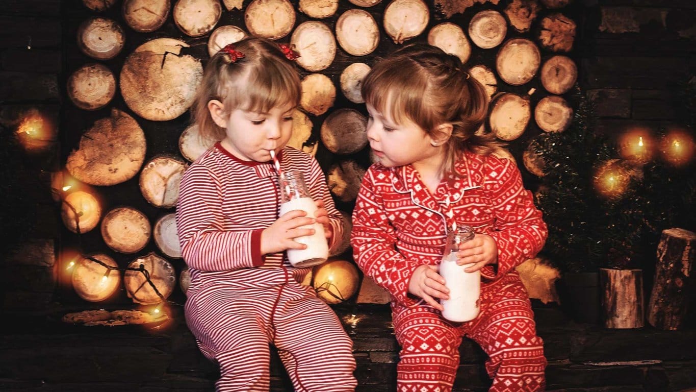 little girl drinking milk