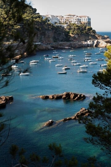 governer/governess amalphi coast, italy